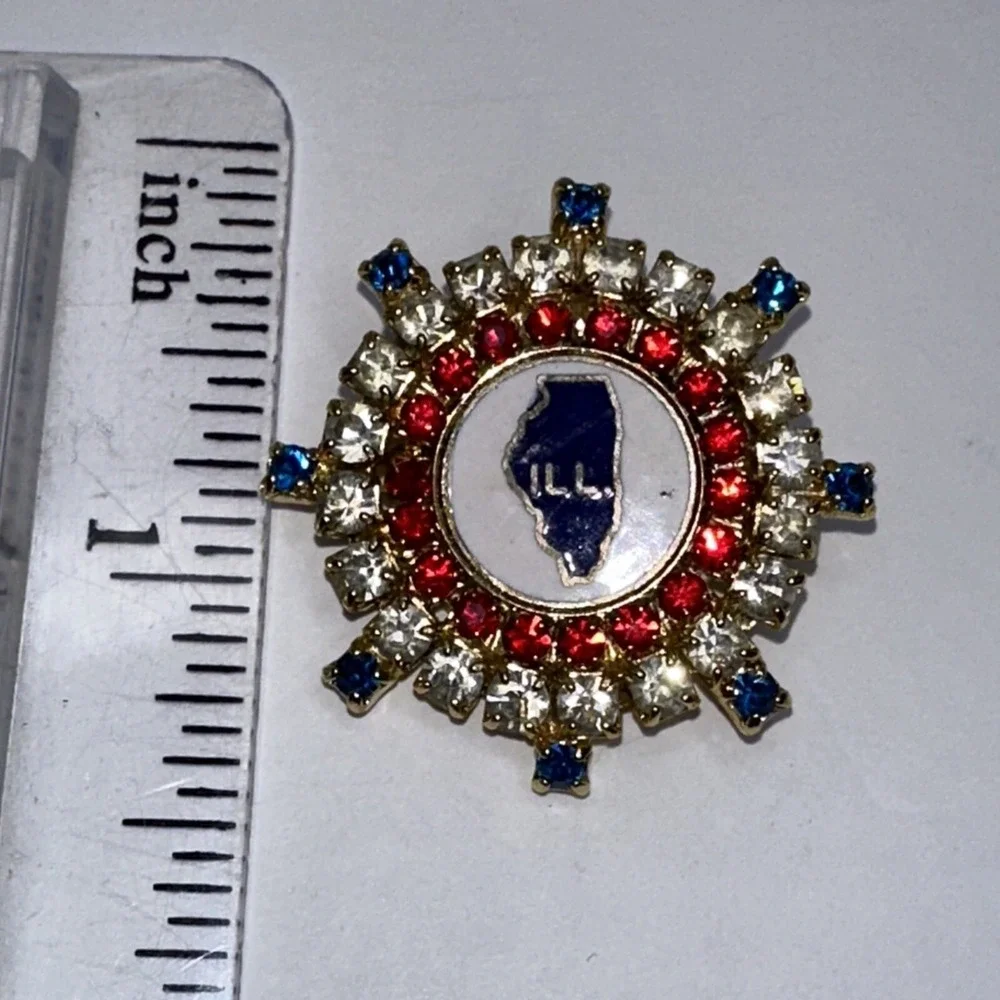 Illinois State Brooch Rhinestone Red White Blue ILL Pin Patriotic Gold Tone
